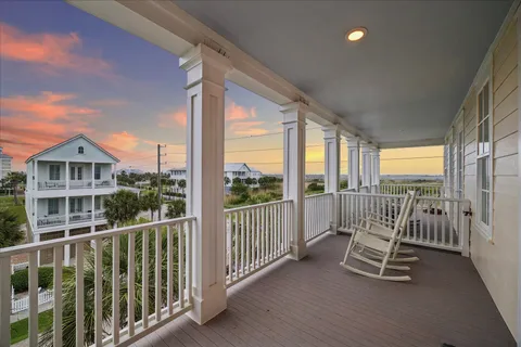 $845,000 | 710 Positano Road, Galveston, TX 77550