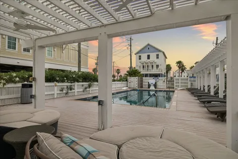 $845,000 | 710 Positano Road, Galveston, TX 77550