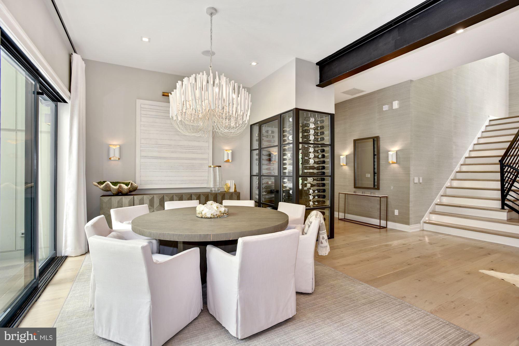 1217 Crest Lane McLean, VA 22101 - Photo 7 of 84