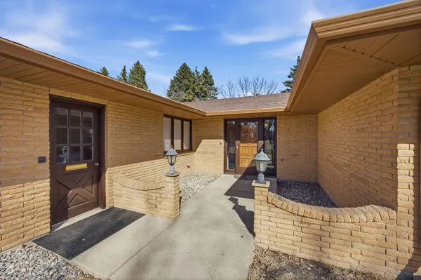 $585,000 | 1301 Elm Street North, Fargo, ND 58102