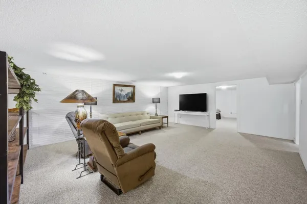 $585,000 | 1301 Elm Street North, Fargo, ND 58102