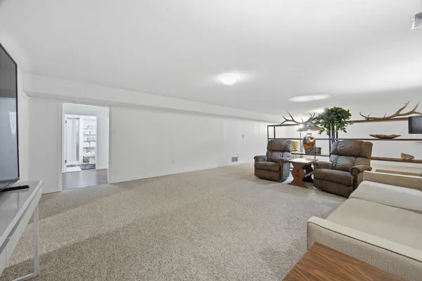 $585,000 | 1301 Elm Street North, Fargo, ND 58102