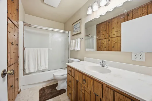 $585,000 | 1301 Elm Street North, Fargo, ND 58102