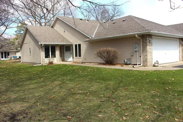 $294,900 | 1467 119th Lane Northeast, Blaine, MN 55449