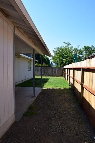 2159 Southwest Bridge Street Grants Pass, OR 97526 - Photo 4 of 18 Additional Photo