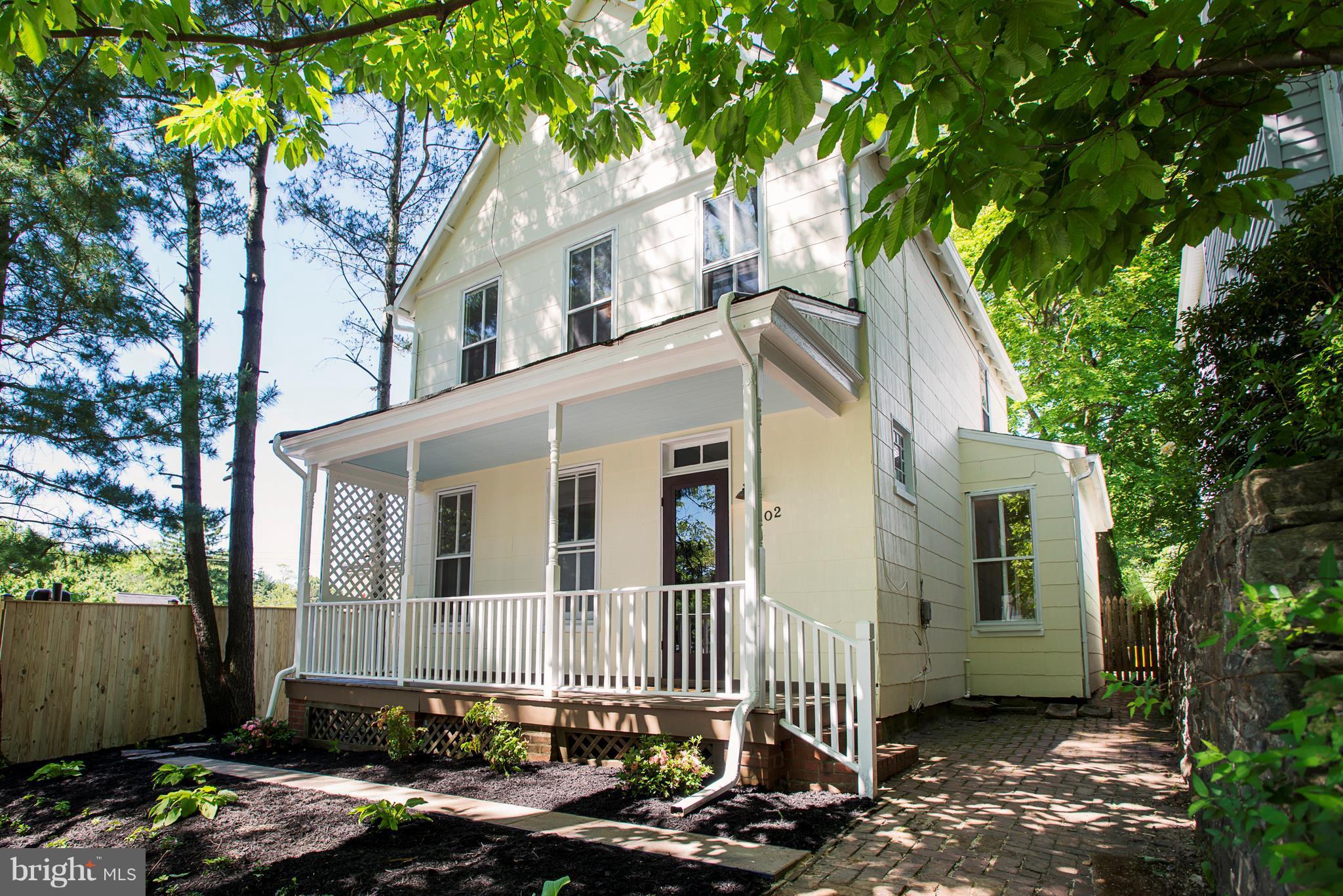 Exterior (Front)