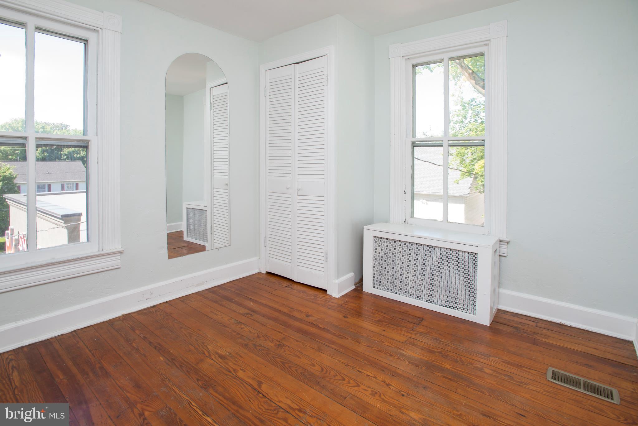 4502 Keswick Road Baltimore, MD 21210 - Photo 19 of 30 Bedroom # 2