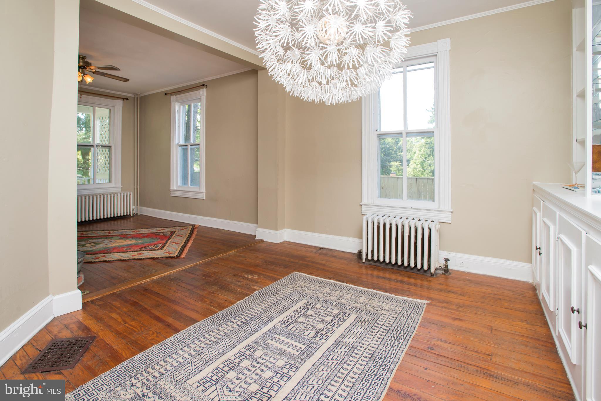 4502 Keswick Road Baltimore, MD 21210 - Photo 5 of 30 Dining Room