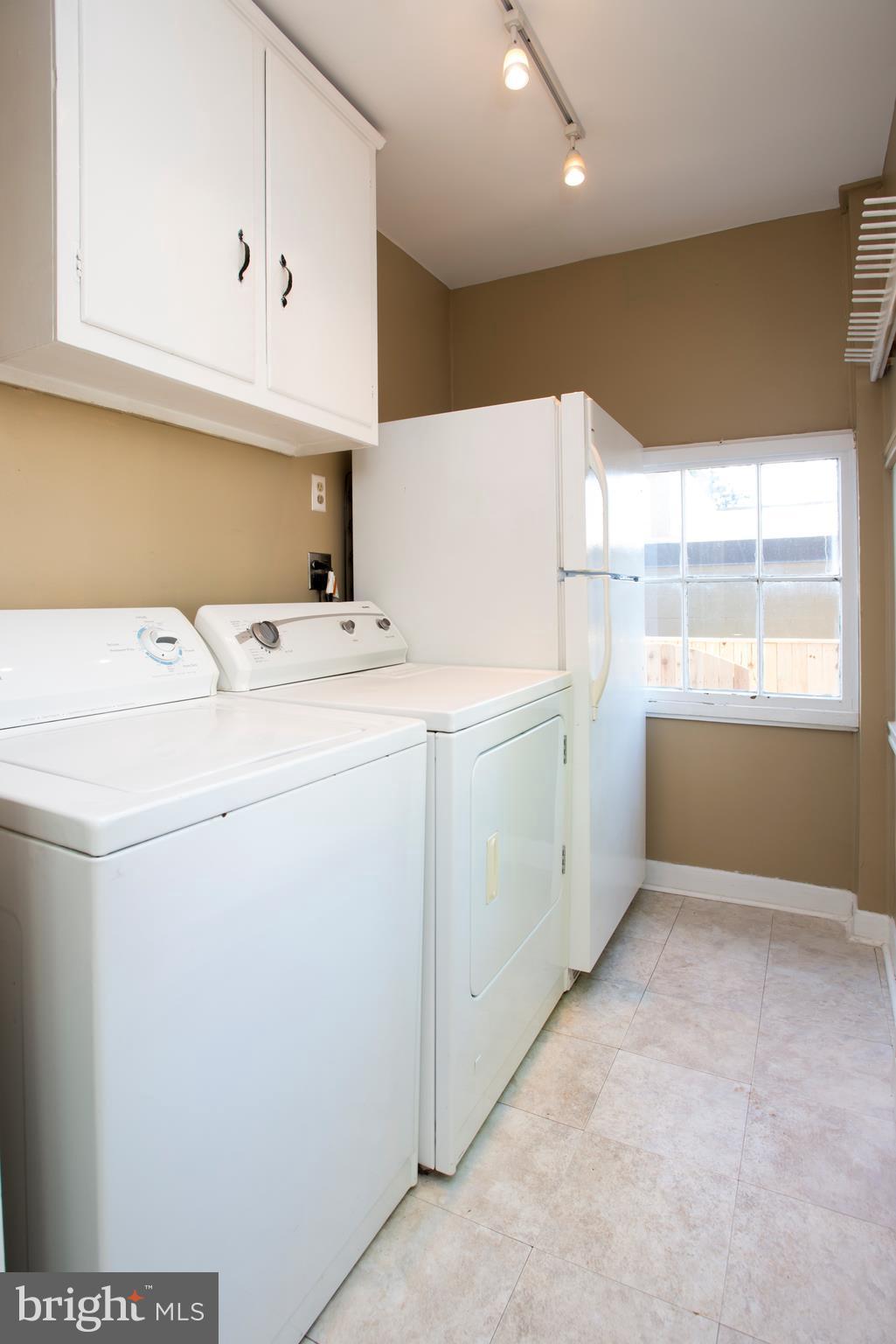 4502 Keswick Road Baltimore, MD 21210 - Photo 9 of 30 Laundry off Kitchen