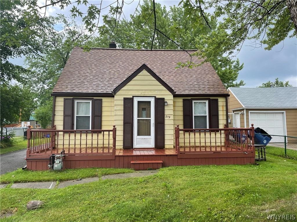 219 Buckeye Road Amherst, NY 14226 - Photo 1 of 1 Gallery Image 1