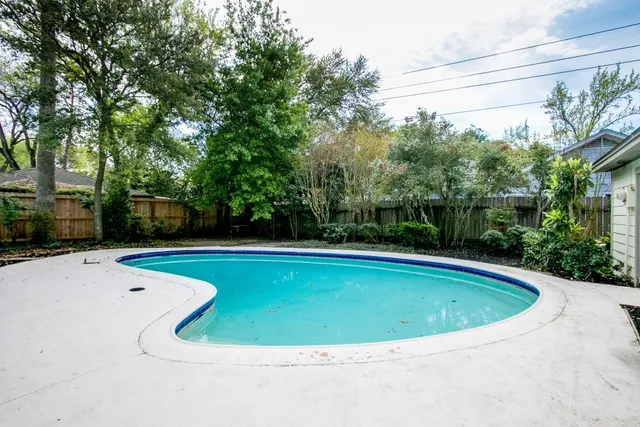 $2,899 | 10827 Tupper Lake Drive, Houston, TX 77042