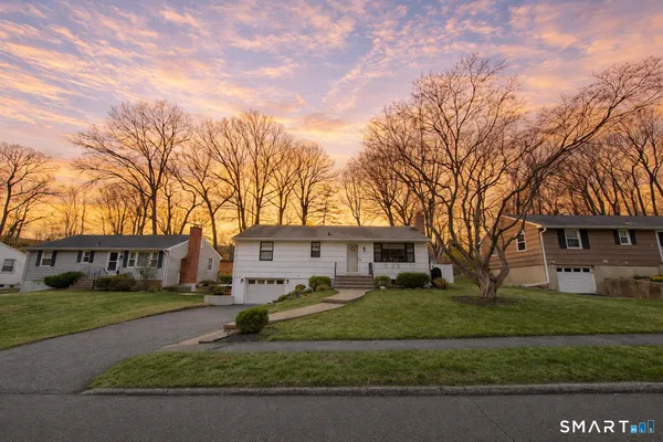$5,000 | 9 Cobblers Lane, Norwalk, CT 06851