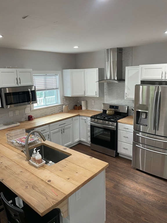 15 Forestdale Road Worcester, MA 01605 - Photo 8 of 12