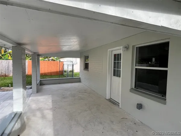 $1,800 | 160 Ellison Avenue, New Smyrna Beach, FL 32168