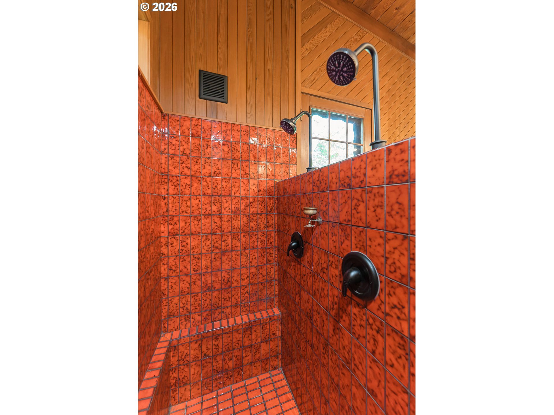 2233 East Riverside Drive Myrtle Creek, OR 97457 - Photo 26 of 47 a bathroom with a shower and a sink