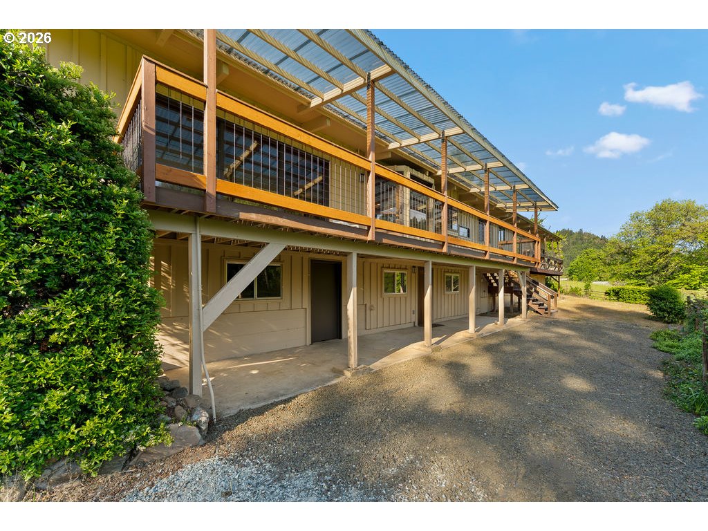 2233 East Riverside Drive Myrtle Creek, OR 97457 - Photo 33 of 47 a view of a large building