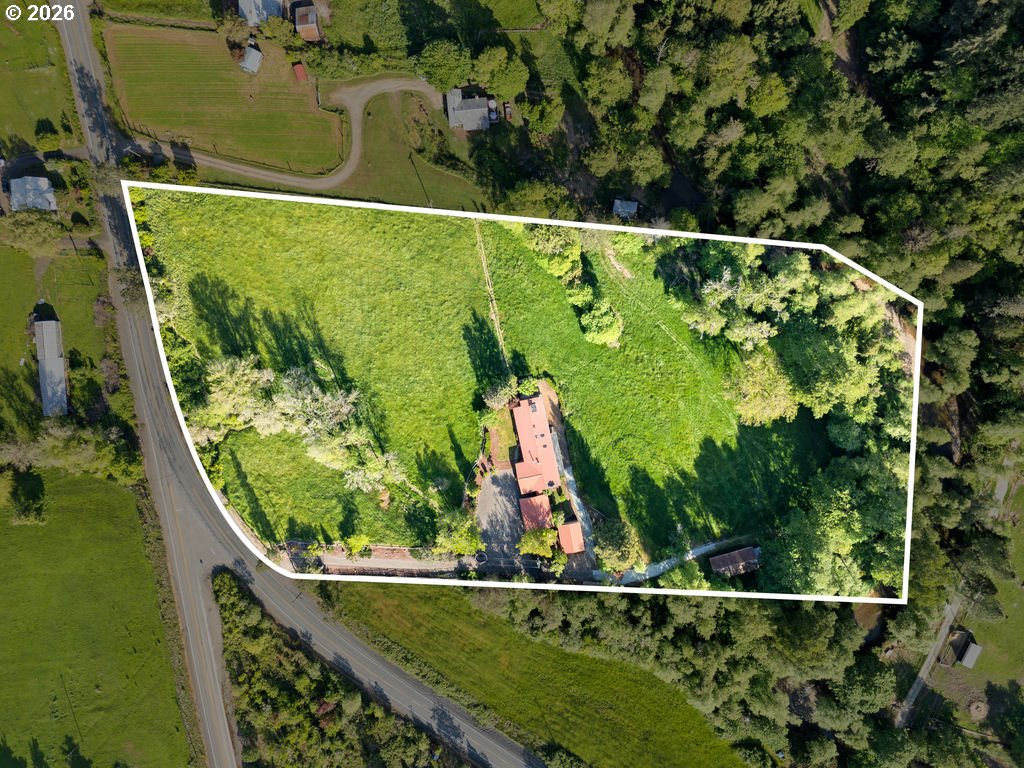 2233 East Riverside Drive Myrtle Creek, OR 97457 - Photo 45 of 47 a view of swimming pool from a balcony