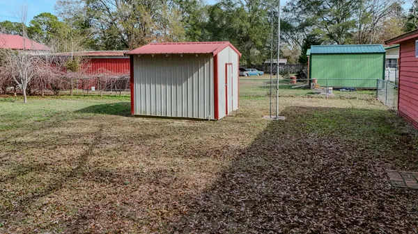 $69,900 | 43 Parker Lane, Laurel Hill, FL 32567