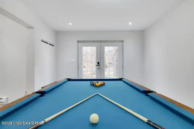 a view of an empty room with window