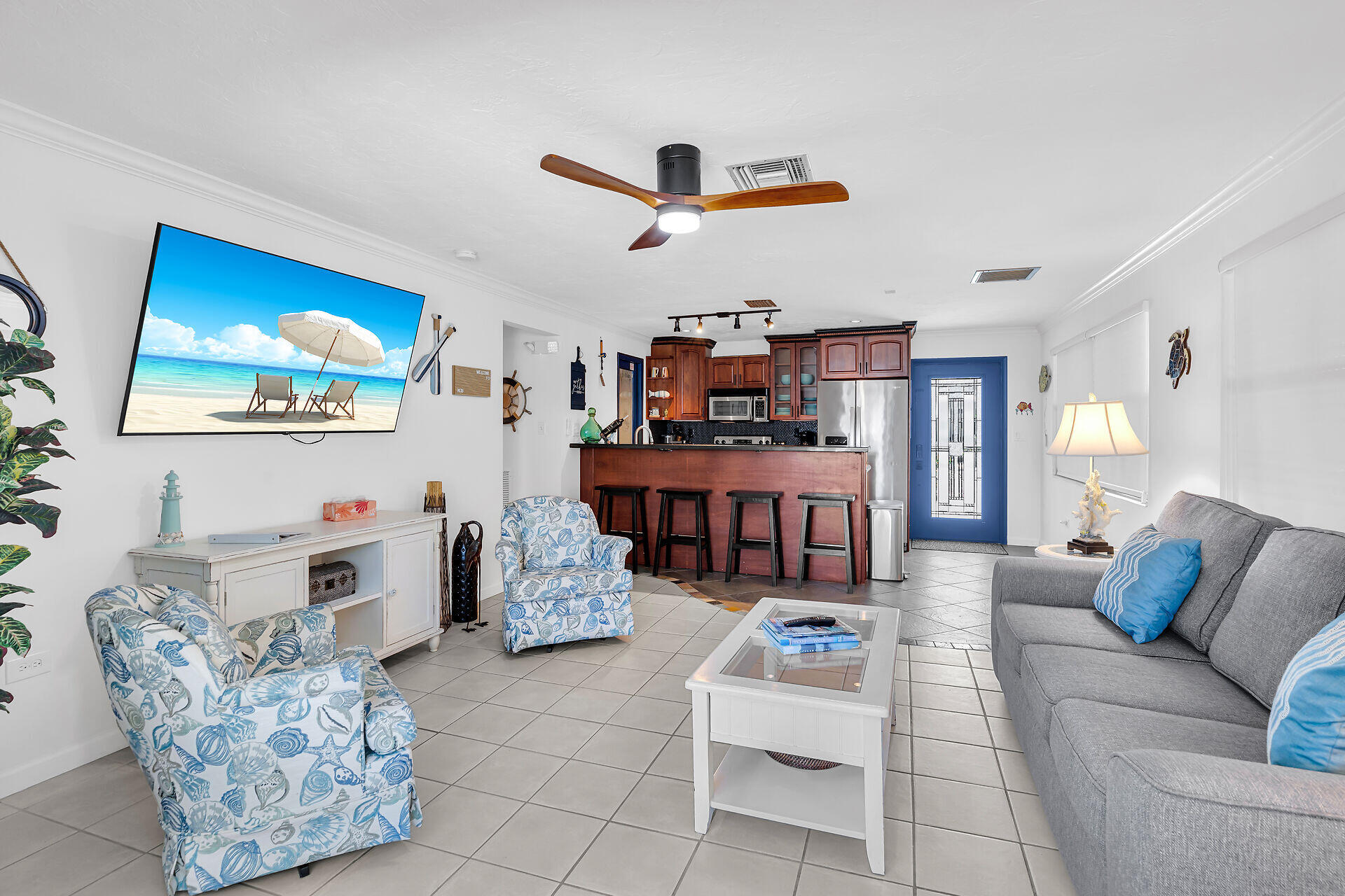 230 11th Street Key Colony Beach, FL 33051 - Photo 22 of 44 a living room with furniture and kitchen view