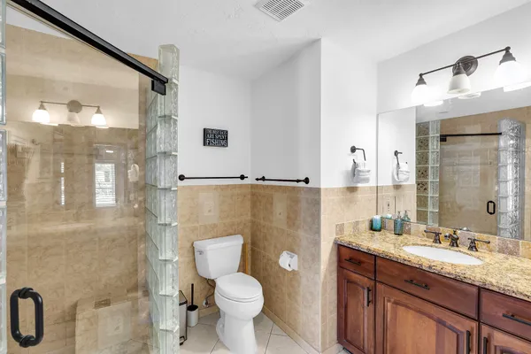 $1,225,000 | 230 11th Street, Key Colony Beach, FL 33051
