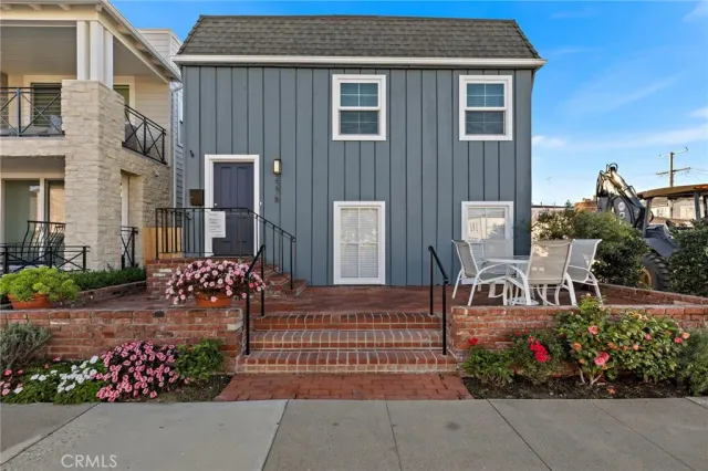 $5,500 | 227 Coral Avenue, Newport Beach, CA 92662