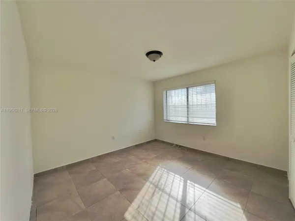 $2,975 | 401 Northwest 109th Avenue, Unit 2A, Miami, FL 33172