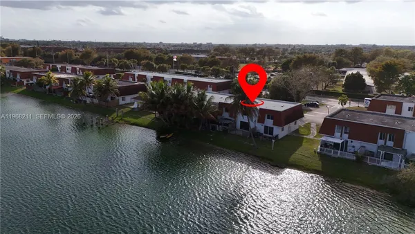 $2,975 | 401 Northwest 109th Avenue, Unit 2A, Miami, FL 33172