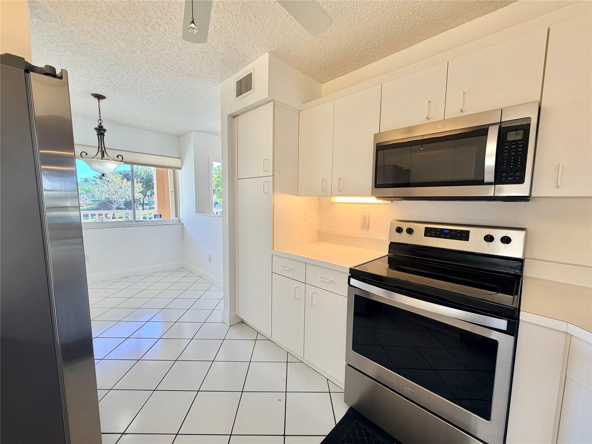 9587 Weldon Circle, Unit B204 Fort Lauderdale, FL 33321 - Photo 4 of 39 Photo 4