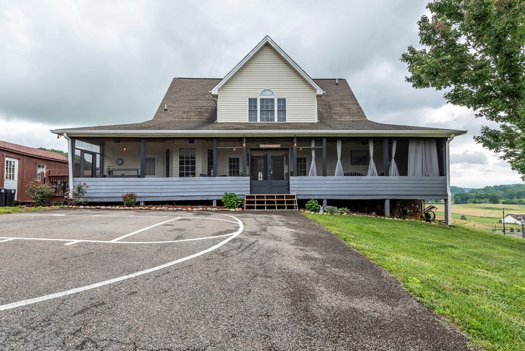 18364 Buffalo Pond Road Bristol, VA 24202 - Photo 9 of 48 Gallery Image 9
