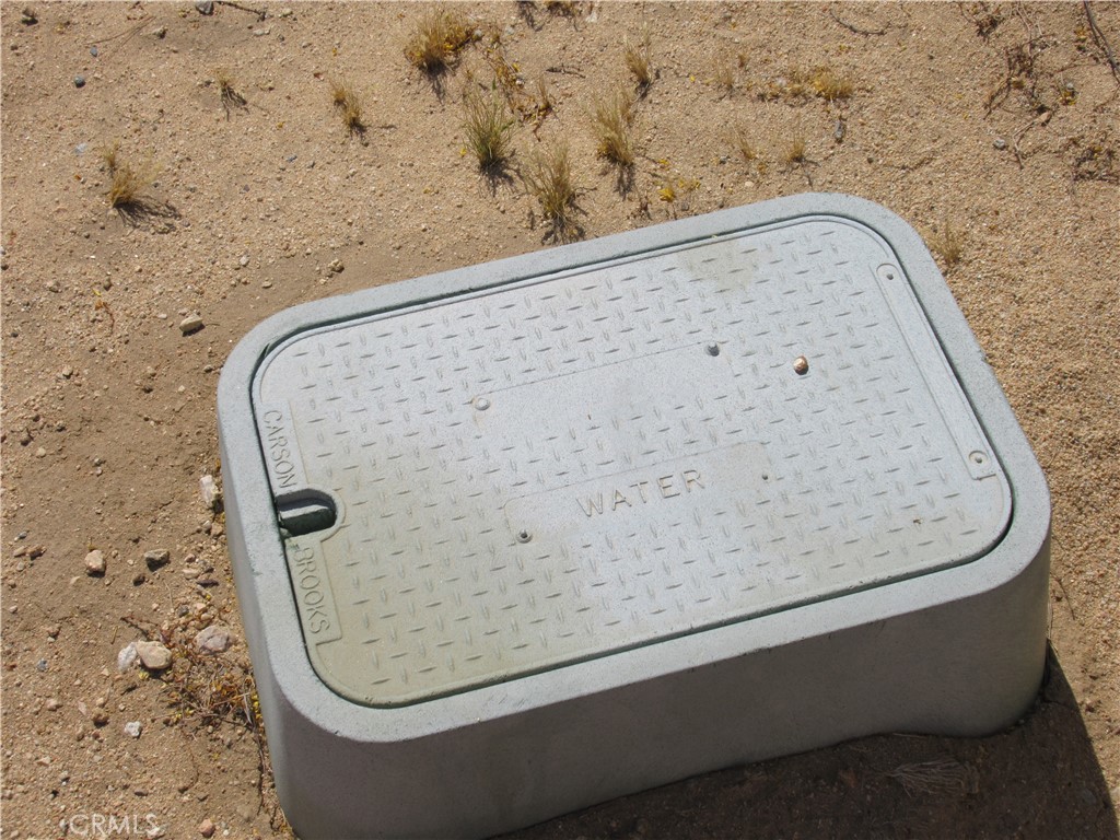 64654 Sun Mesa Road Joshua Tree, CA 92252 - Photo 4 of 25