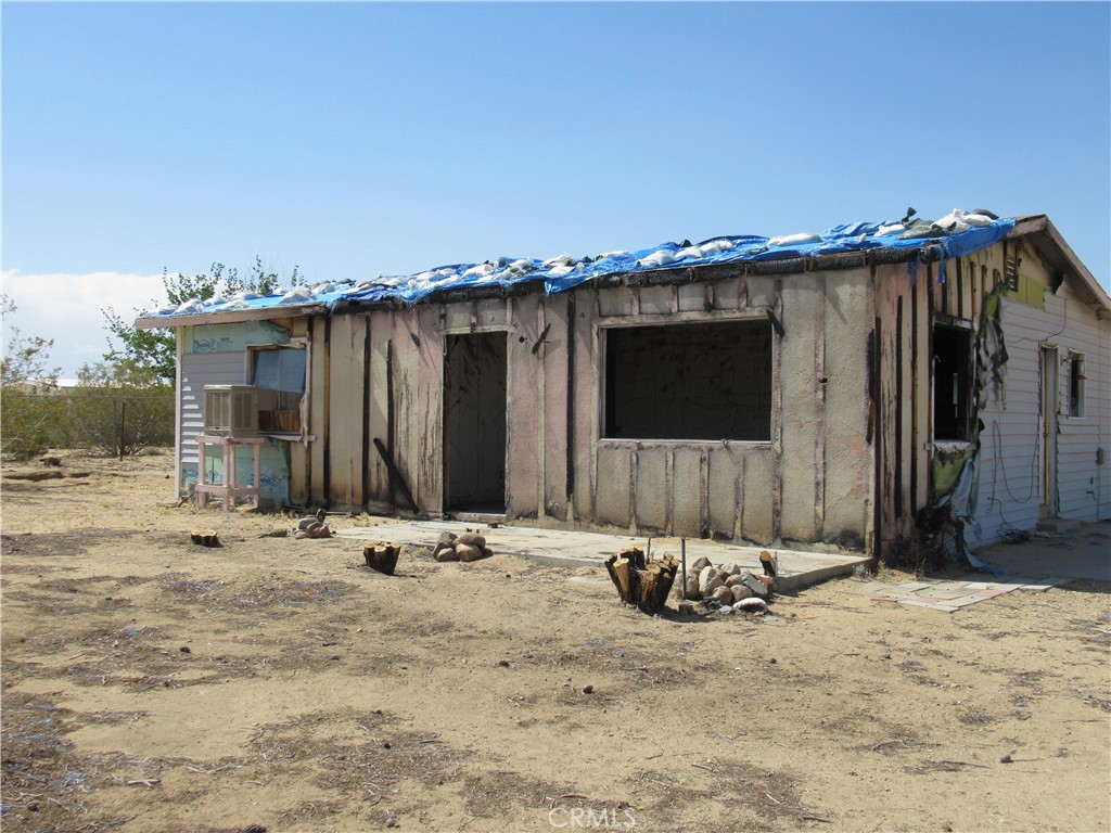 64654 Sun Mesa Road Joshua Tree, CA 92252 - Photo 5 of 25