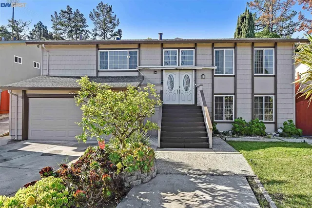$1,299,000 | 774 River View Drive, San Jose, CA 95111
