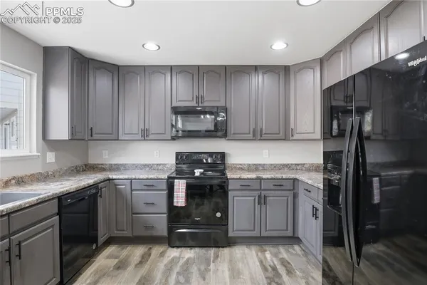 $549,900 | 3327 MacGregor Drive, Colorado Springs, CO 80922