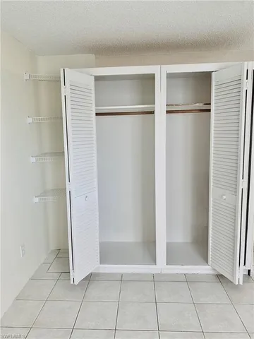 $1,500 | 826 Wiggins Pass Road, Unit 214, Naples, FL 34110