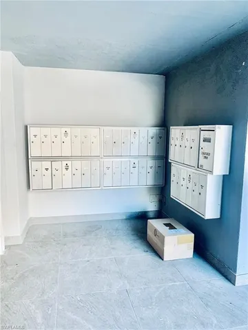 $1,500 | 826 Wiggins Pass Road, Unit 214, Naples, FL 34110