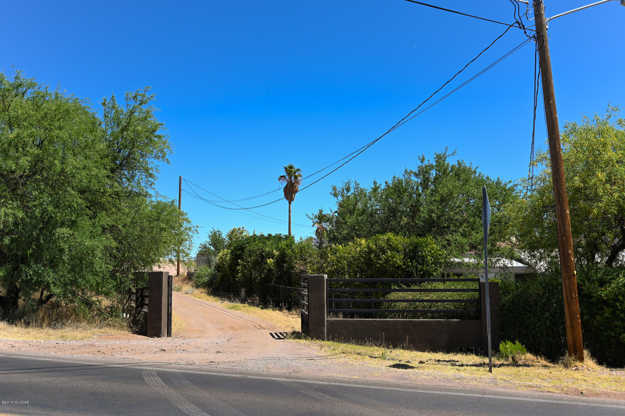 98 East Ruby Road Rio Rico, AZ 85648 - Photo 2 of 41