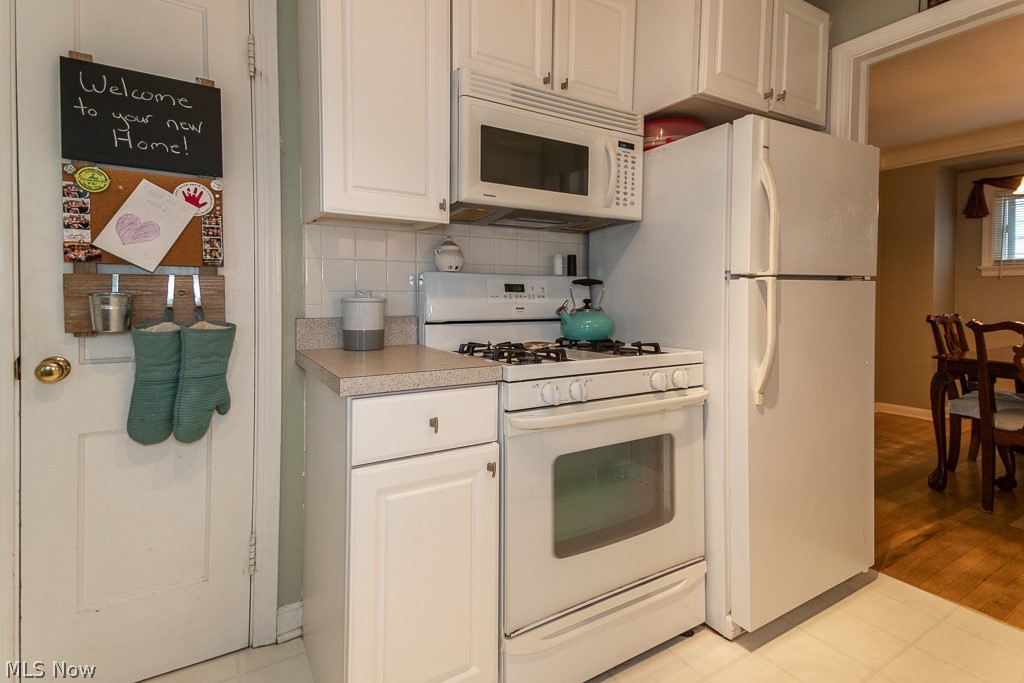 5199 Mayview Road Cleveland, OH 44124 - Photo 11 of 30