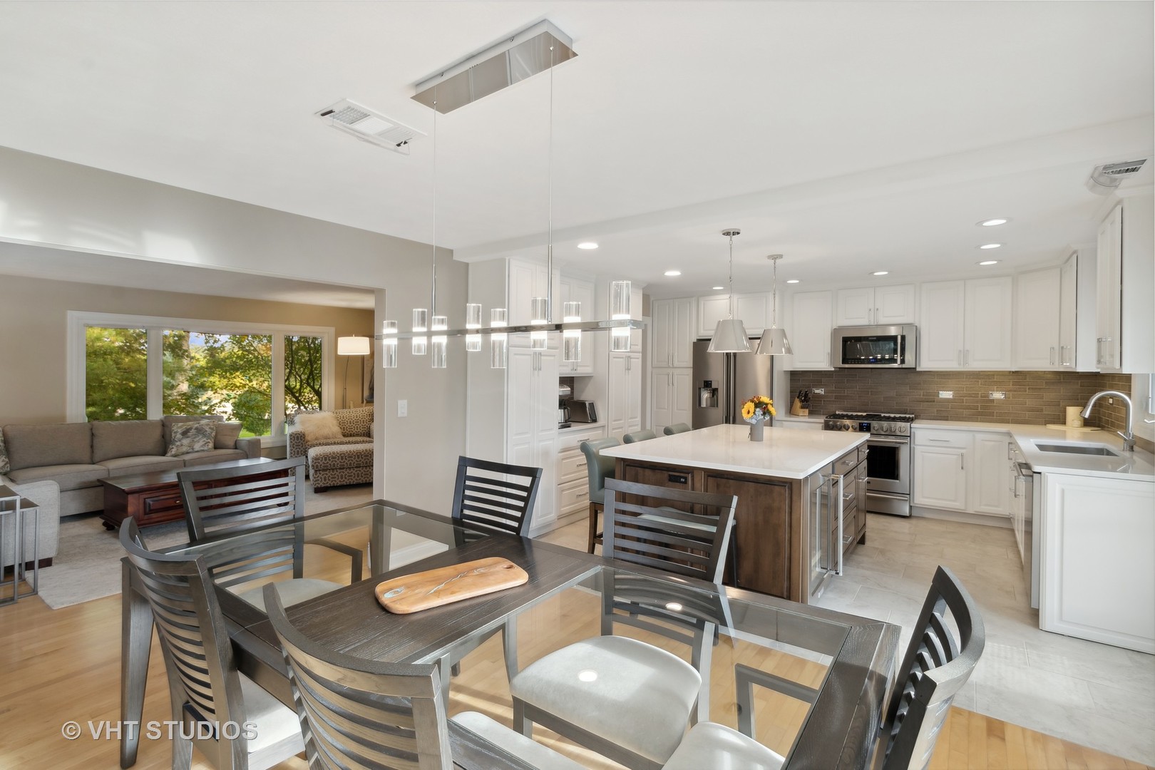 21606 North Quentin Road Kildeer, IL 60047 - Photo 15 of 32 Gallery Image 15
