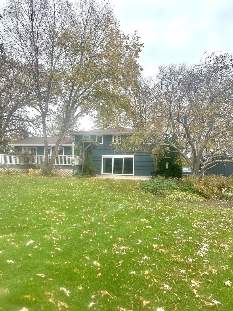 21606 North Quentin Road Kildeer, IL 60047 - Photo 23 of 32 Gallery Image 23