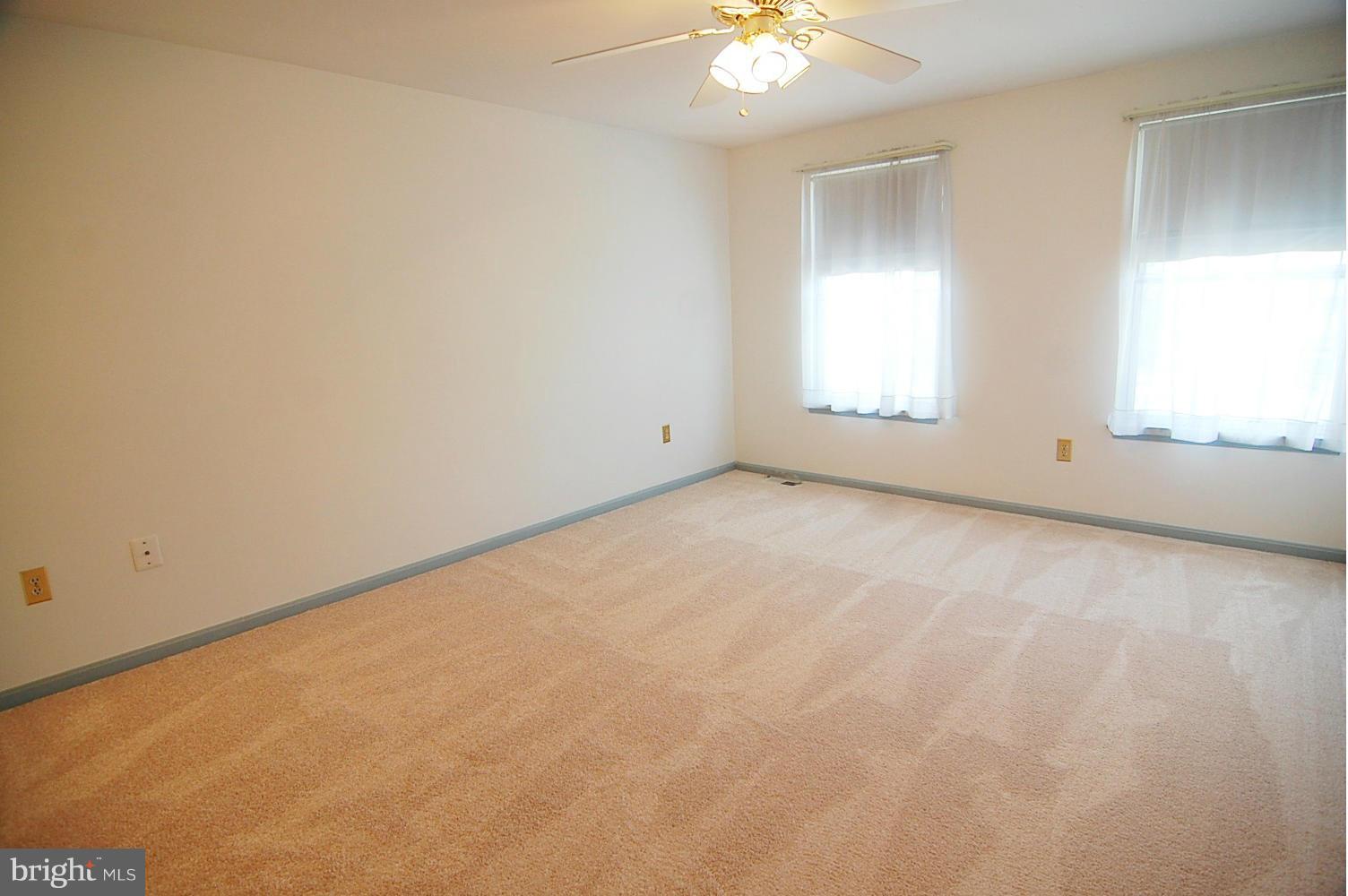 926 Pointer Ridge Drive Gaithersburg, MD 20878 - Photo 14 of 26 Bedroom (Master)