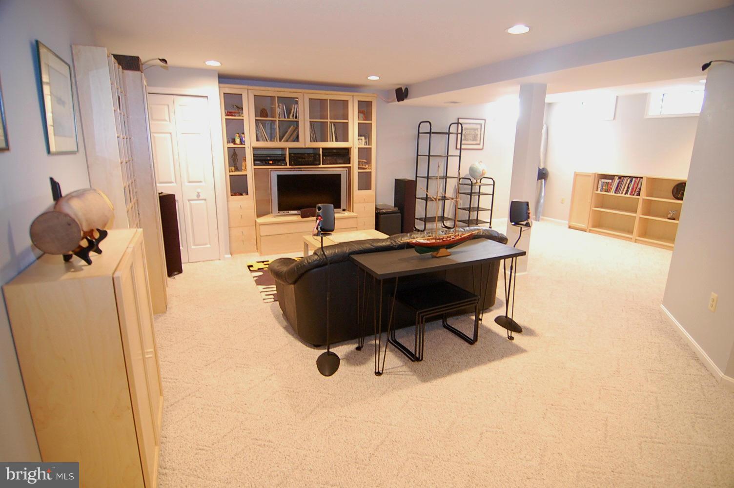 926 Pointer Ridge Drive Gaithersburg, MD 20878 - Photo 22 of 26 Basement