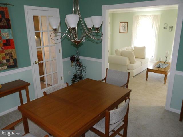 926 Pointer Ridge Drive Gaithersburg, MD 20878 - Photo 4 of 26 Dining Room