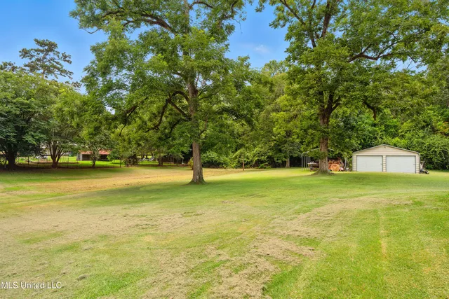 $305,000 | 2159 Oakdale Road, McComb, MS 39648