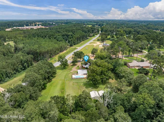 $305,000 | 2159 Oakdale Road, McComb, MS 39648