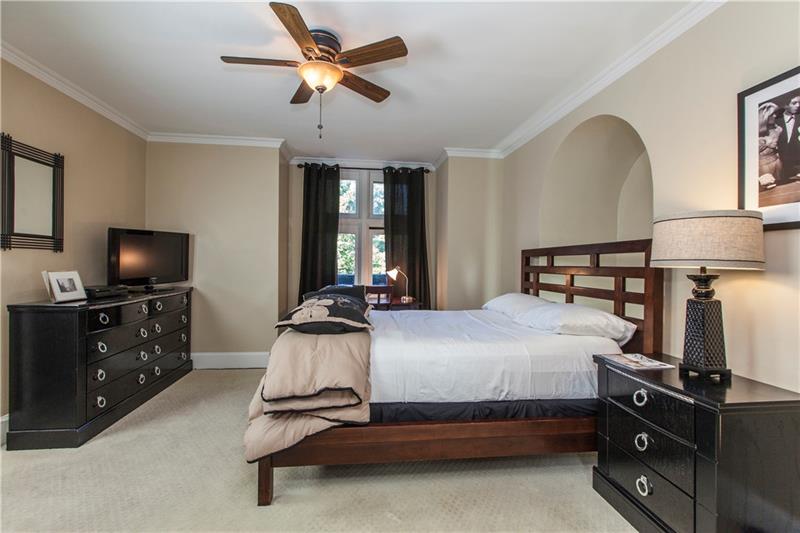 5516 Maple Heights Road Pittsburgh, PA 15232 - Photo 19 of 22