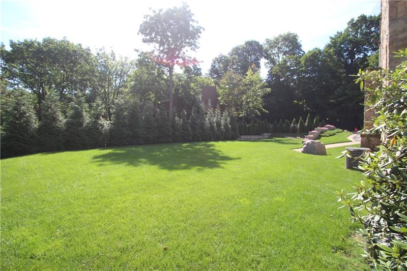 5516 Maple Heights Road Pittsburgh, PA 15232 - Photo 21 of 22