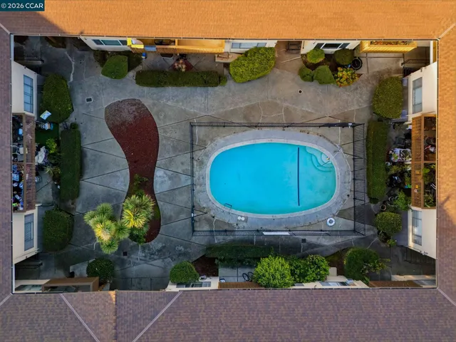 $9,000,000 | 315 East Okeefe Street, East Palo Alto, CA 94303