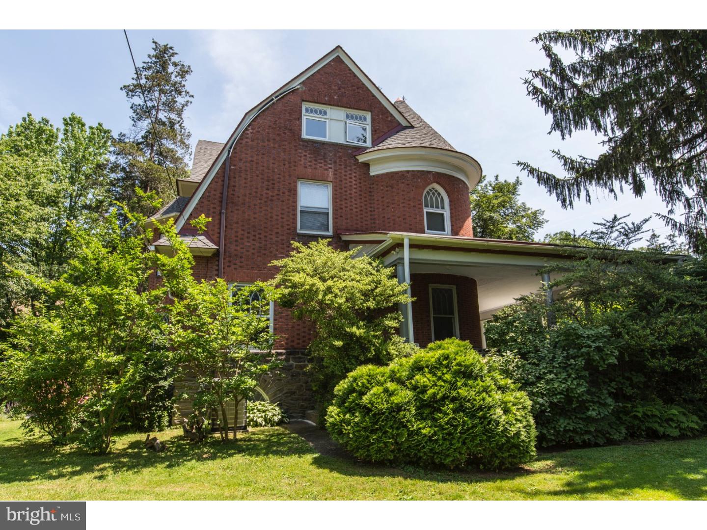 235 Pelham Road Philadelphia, PA 19119 - Photo 4 of 24 Exterior Side