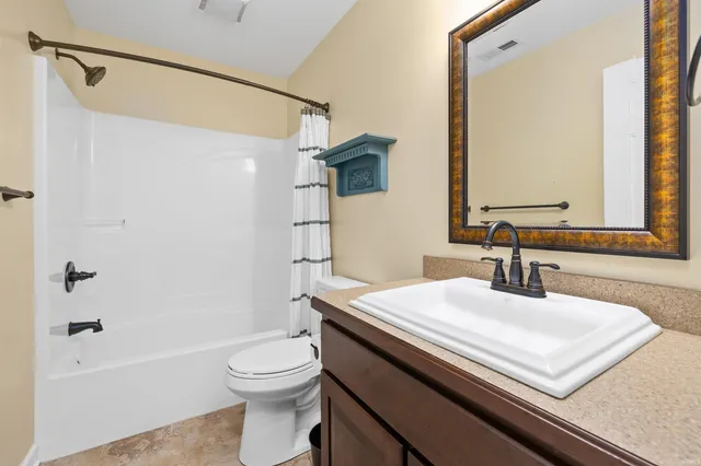 $454,900 | 3330 Kellygreen Drive, Angola, IN 46703